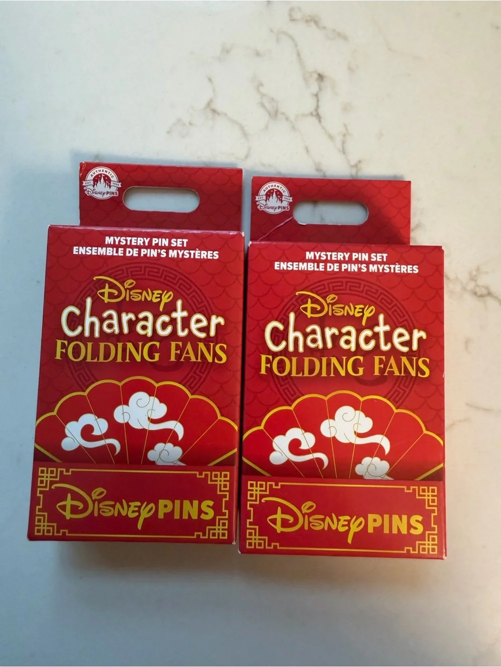 Disney Mystery Pin Blind Box - character folding fans - Picture 1 of 2